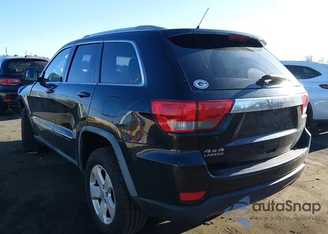 2012 Jeep Grand Cherokee Laredo z USA, uszkodzony, nr VIN 1C4RJFAG4CC105243